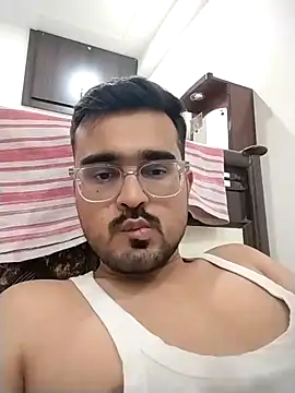 hornypurush online show from May 9, 2026, 2:31 pm