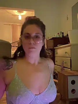 Rosiee69  online show from March 9, 2025, 1:15 pm