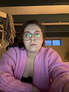 Rosiee69  online show from March 3, 2025, 11:22 am