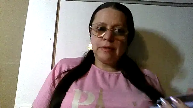 Conejta online show from March 7, 2025, 11:05 pm