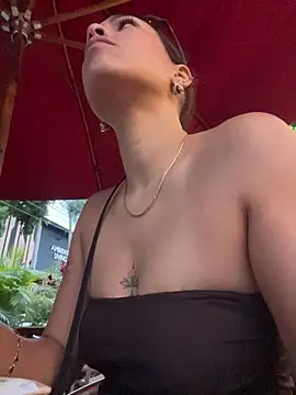 Alice surprise online show from November 8, 2025, 10:24 pm