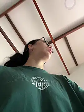 Alice surprise online show from March 27, 2026, 2:29 pm