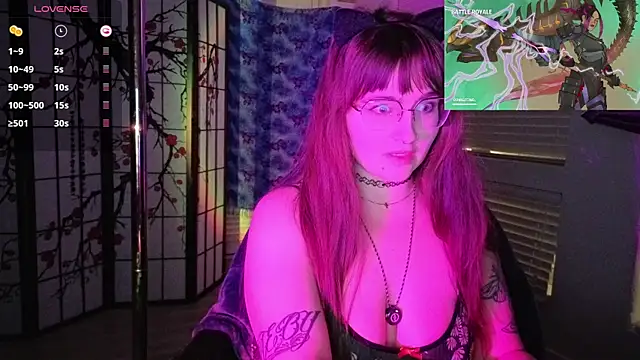 Snickerdoodles69 online show from June 12, 2026, 3:59 am