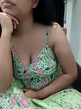 Snapshot of tamil_Rosie chatting on March 14, 2025, 9:00 pm tamil Rosie online show from March 14, 2025, 9:00 pm