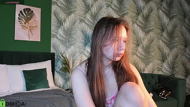 Snapshot of boozekirs_ chatting on May 1, 2026, 3:11 am boozekirs online show from May 1, 2026, 3:11 am