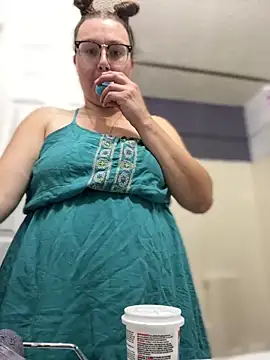 HTXBELLE online show from April 2, 2026, 5:41 pm