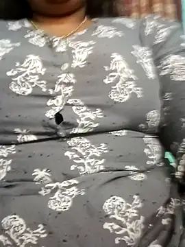 dianaduskygirl online show from February 24, 2025, 6:04 pm