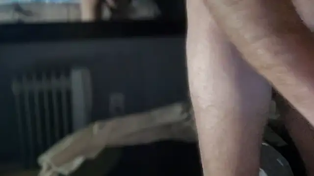 Snapshot of DominantDong chatting on October 24, 2025, 12:26 pm DominantDong online show from October 24, 2025, 12:26 pm