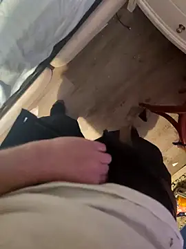 Snapshot of Cummaker69 chatting on April 5, 2026, 2:07 am Cummaker69 online show from April 5, 2026, 2:07 am