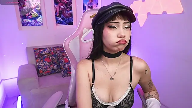 Snapshot of SaharaKramer chatting on February 20, 2025, 7:19 pm SaharaKramer online show from February 20, 2025, 7:19 pm