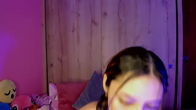 TANIA 06 online show from June 10, 2026, 1:12 pm