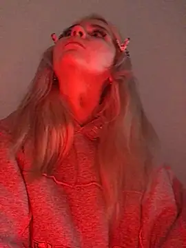 Snapshot of Blondie_Sofia_Essexbabe chatting on March 1, 2026, 6:08 pm Blondie Sofia Essexbabe online show from March 1, 2026, 6:08 pm