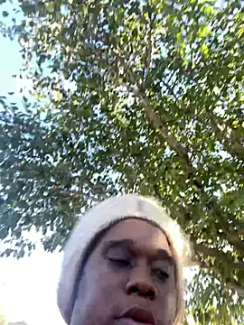 Snapshot of Deshay30 chatting on October 31, 2025, 4:14 pm Deshay30 online show from October 31, 2025, 4:14 pm