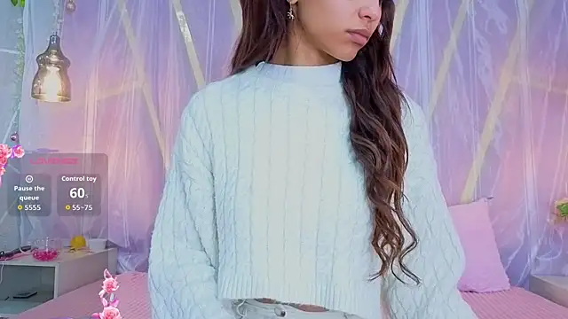 EmmyCortez online show from March 25, 2026, 11:53 am