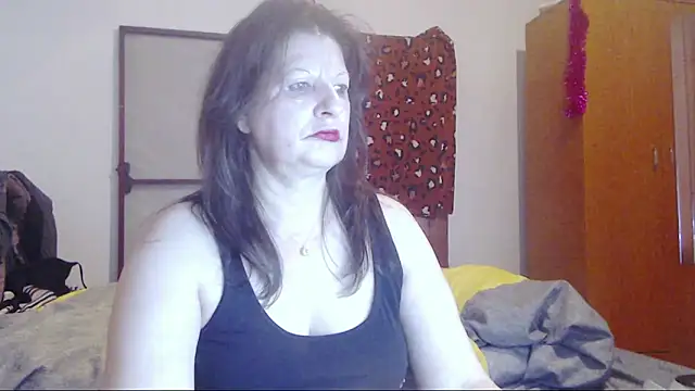 Snapshot of ExtasyMature chatting on February 15, 2026, 6:03 am ExtasyMature online show from February 15, 2026, 6:03 am