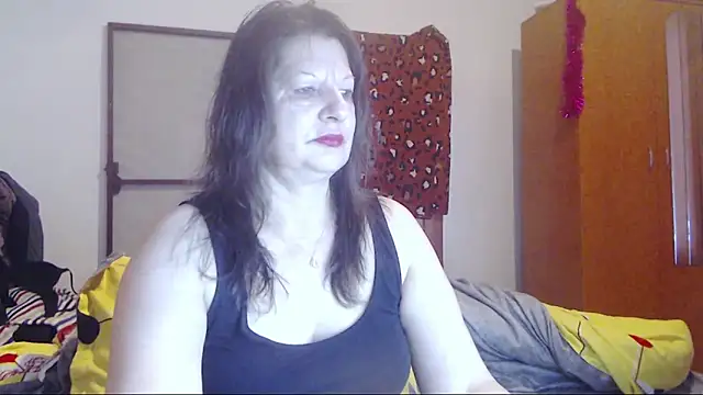 Snapshot of ExtasyMature chatting on February 16, 2026, 6:01 am ExtasyMature online show from February 16, 2026, 6:01 am