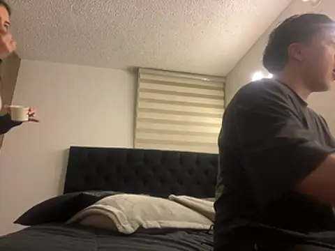 Snapshot of DesireLuxe chatting on February 9, 2026, 9:18 am DesireLuxe online show from February 9, 2026, 9:18 am