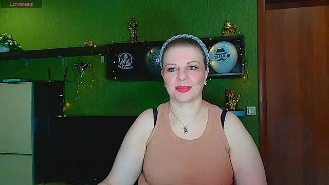 VeronikawGold online show from February 28, 2026, 12:21 am