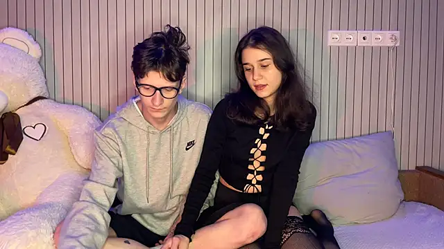 baby lesi online show from March 15, 2026, 6:15 pm