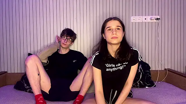 Snapshot of baby_lesi chatting on January 18, 2026, 6:33 pm baby lesi online show from January 18, 2026, 6:33 pm