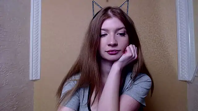 faiirylight online show from March 6, 2025, 9:03 am