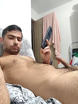 andreiiiii2025 online show from February 20, 2025, 9:33 am