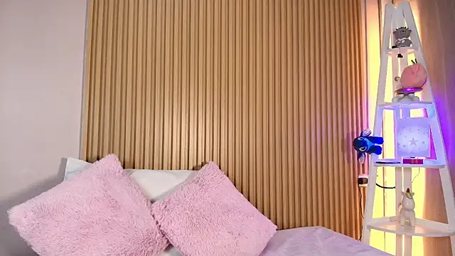 emily sweett24 online show from March 28, 2026, 12:17 pm