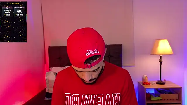 eross chipre  online show from March 11, 2026, 3:33 am