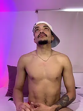 eross chipre  online show from December 2, 2025, 7:37 pm