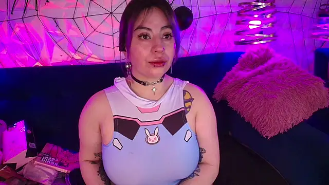 Snapshot of missa_motato chatting on December 19, 2025, 11:12 am missa motato online show from December 19, 2025, 11:12 am