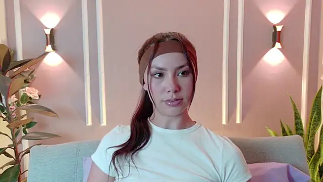 Celeste 99 online show from February 20, 2026, 9:06 pm