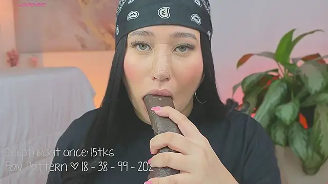 Leaa Cox online show from September 11, 2025, 4:34 am