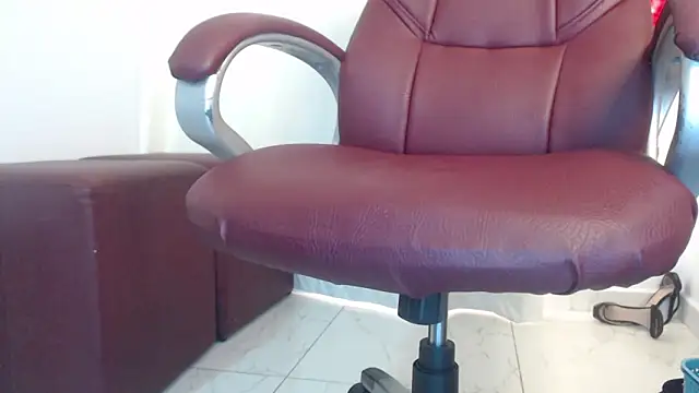 Snapshot of Mature_2025 chatting on January 31, 2026, 8:40 pm Mature 2025 online show from January 31, 2026, 8:40 pm