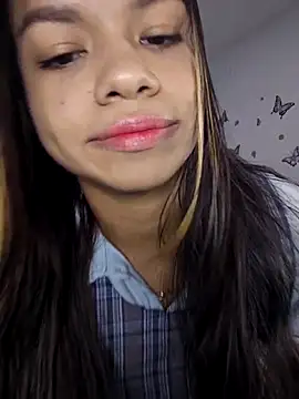 sophia ramirez12 online show from December 5, 2025, 9:23 pm