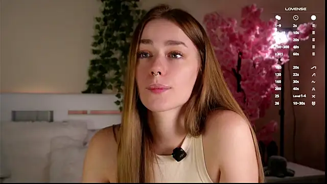 EmilaMills online show from May 23, 2026, 9:08 am
