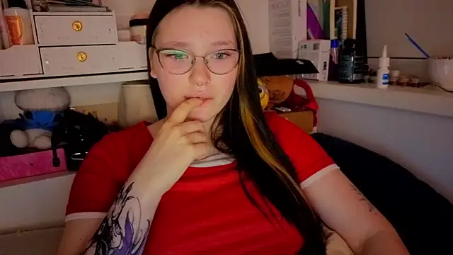 Snapshot of milliedoll chatting on January 11, 2026, 1:45 am milliedoll online show from January 11, 2026, 1:45 am