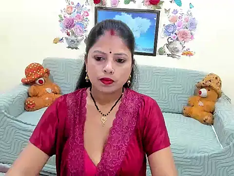 leahgotiii online show from February 22, 2026, 12:46 am