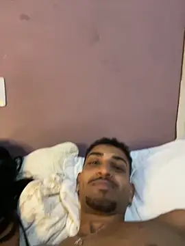 Snapshot of ldkzinnn chatting on October 1, 2025, 10:46 pm ldkzinnn online show from October 1, 2025, 10:46 pm