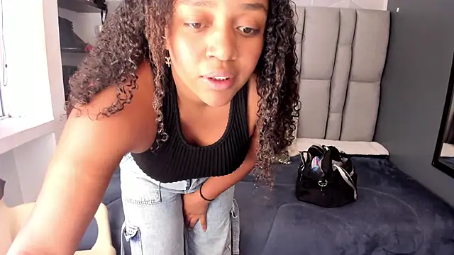 Natasha rose   online show from December 18, 2025, 7:40 pm