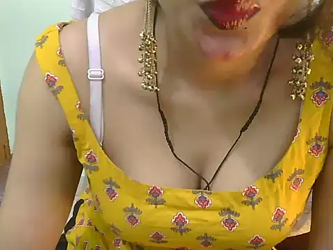 Cute Pihu01 online show from July 29, 2026, 6:29 pm