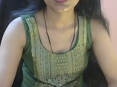 Cute Pihu01 online show from April 5, 2026, 8:15 pm