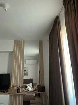 Snapshot of Mia_Splash chatting on April 8, 2026, 5:42 am Mia Splash online show from April 8, 2026, 5:42 am