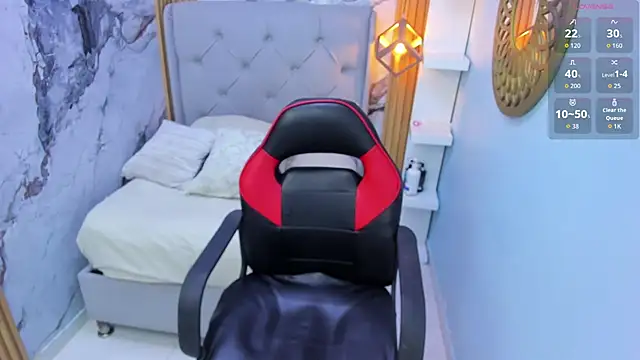 MEGANZARICK online show from November 26, 2025, 3:17 am