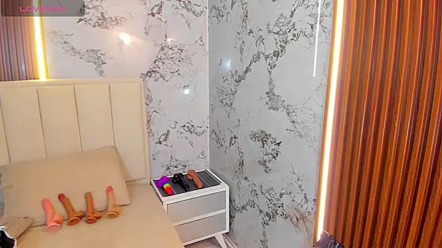 MEGANZARICK online show from May 16, 2026, 3:38 am