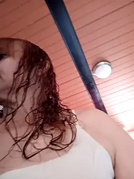 Snapshot of chanel-2025 chatting on November 16, 2025, 7:07 pm chanel-2025 online show from November 16, 2025, 7:07 pm