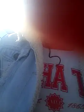 Snapshot of chanel-2025 chatting on February 20, 2026, 8:11 pm chanel-2025 online show from February 20, 2026, 8:11 pm