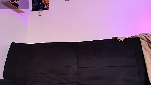 AlejandroStormm online show from July 30, 2026, 5:17 am