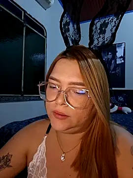 GoddessChaar online show from April 5, 2026, 1:01 am