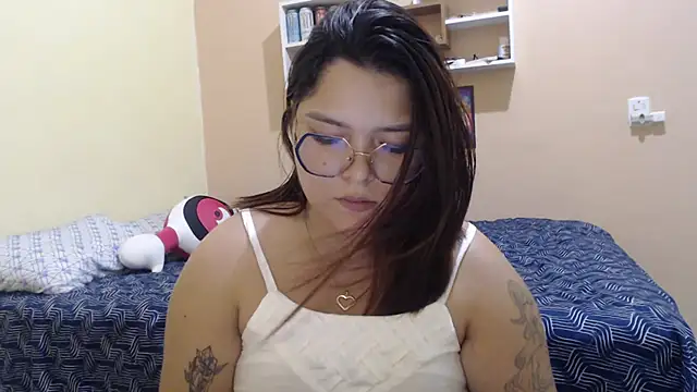 GoddessChaar online show from January 5, 2026, 5:27 pm