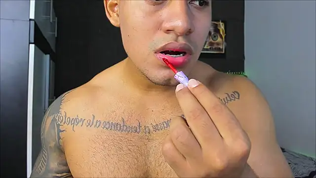 luigi hot  online show from November 21, 2025, 3:05 am